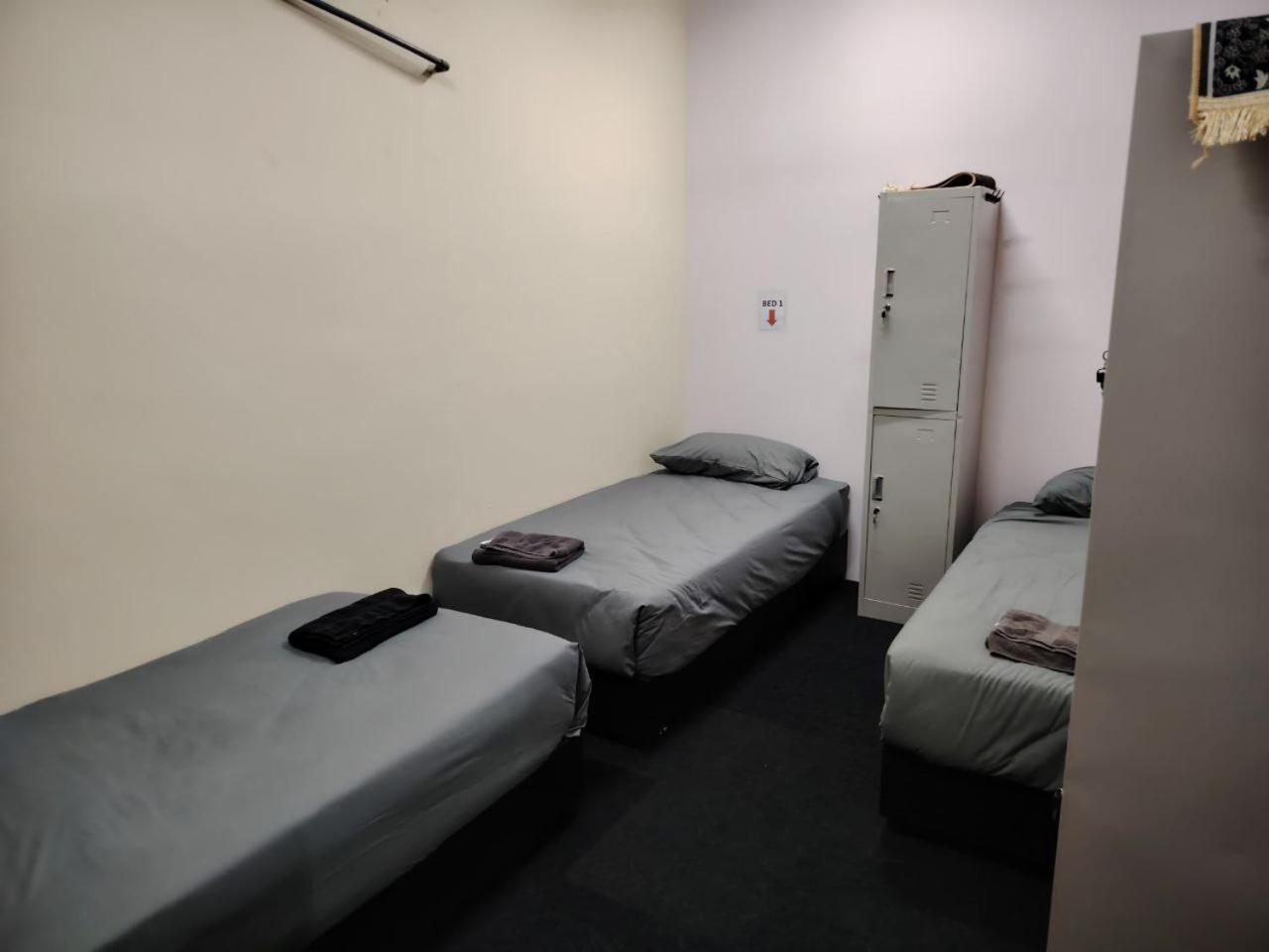 Ayden Hostel Airport Transit - Klia Sepang Exterior foto